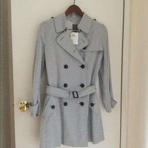 New with tags from GAP. Pin stripped.Belted